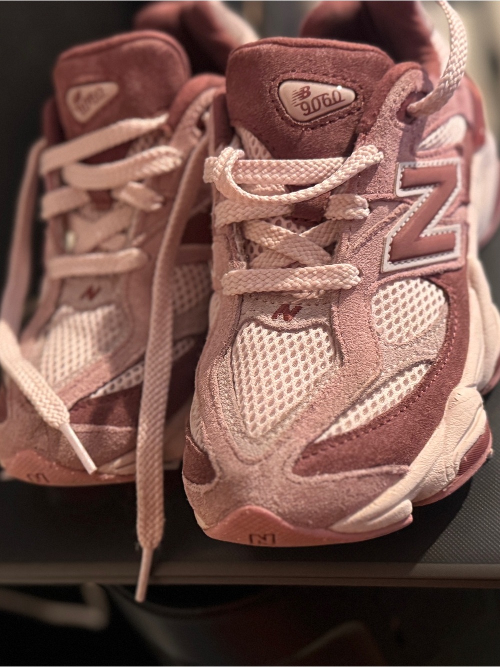 New Balance Pink Suede & Mesh Chunky Runner - Picture 3 of 6